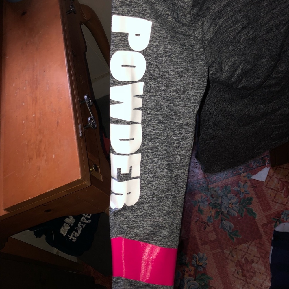 ‘Powder’ Quarterzip - Picture 3 of 4